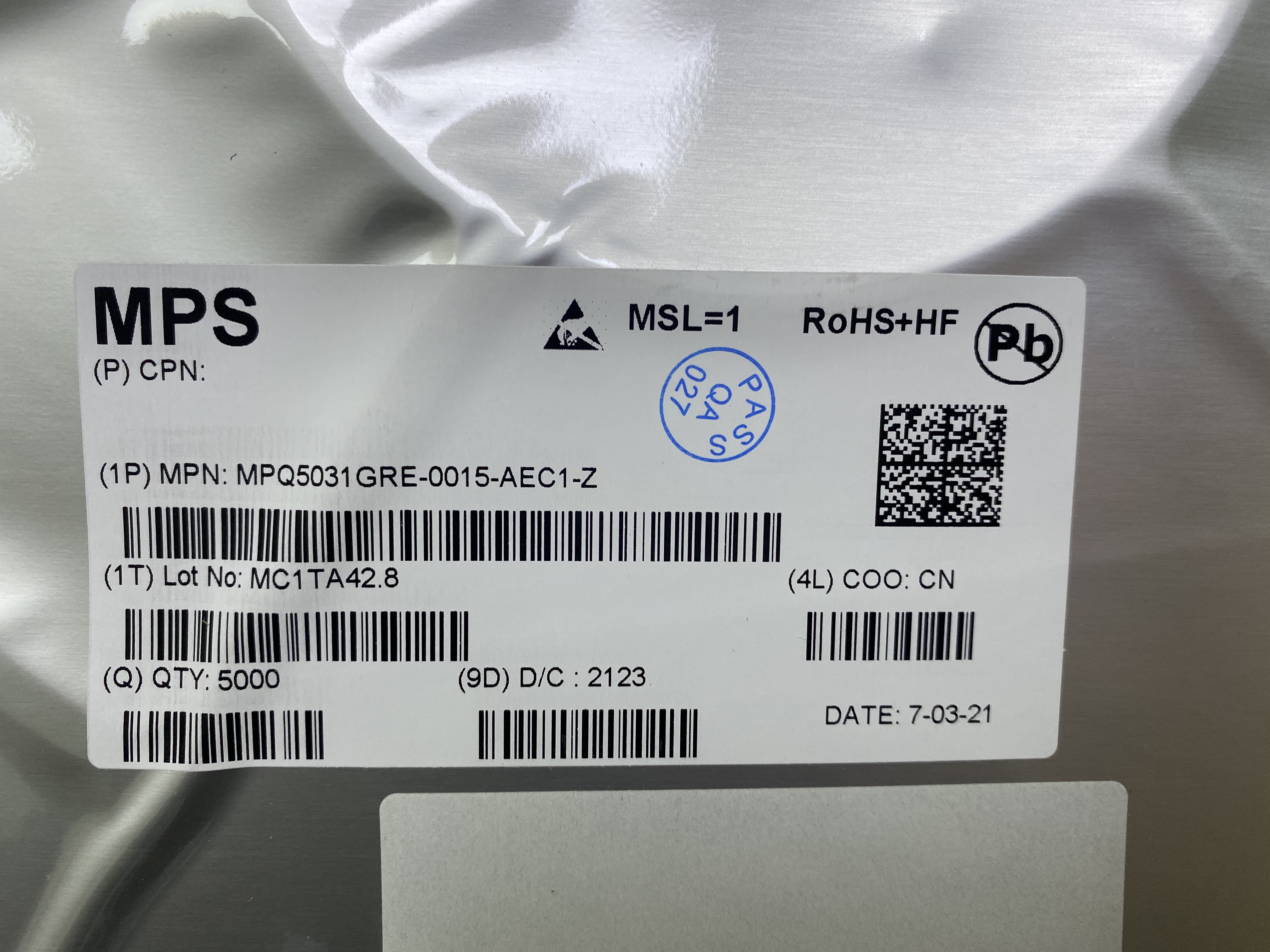 全新原装供应MPQ5031GRE-0015-AEC1-Z单端口 USB PD 控制器